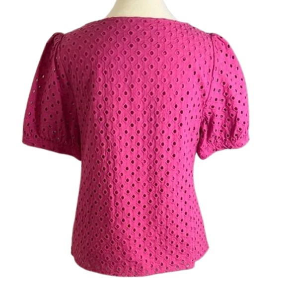 EUC Christopher & Banks Pink Eyelet Women Top Size Small | Pit to Pit 19 inches - Picture 2 of 4